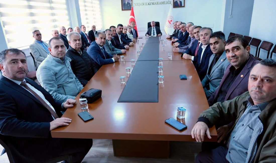 19 Ekim Muhtarlar Günü, Edirne’nin Keşan ilçesinde Cumhuriyet Meydanı’nda düzenlenen
