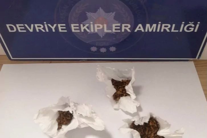 Keşan'da polis ekiplerinin düzenlediği başarılı operasyonda, ticari takside yapılan aramada