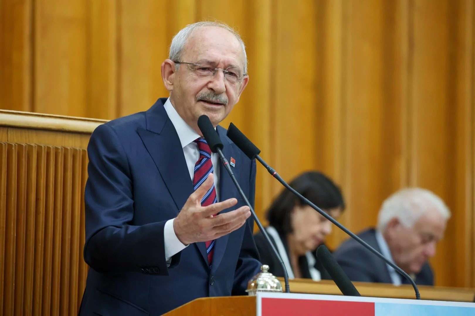 CHP Genel Başkanı Kemal Kılıçdaroğlu, TBMM’deki grup toplantısında çiftçilerin yaşadığı