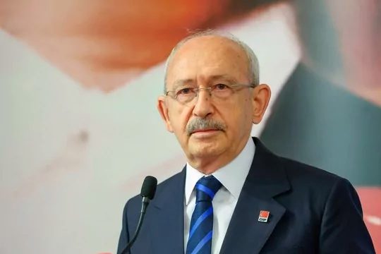 CHP Genel Başkanı Kemal Kılıçdaroğlu, Mersin Büyükşehir Belediye Başkanı Vahap