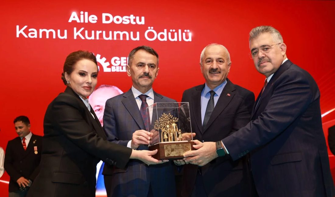 Kocaeli'de Gebze Belediyesi, Aile Dostu İşletmeler Ödül Töreni’nde ödüle layık