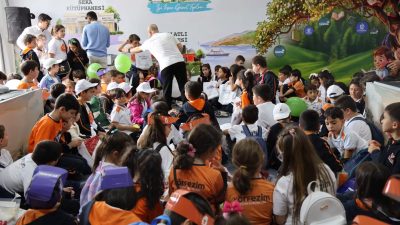 Kocaeli Büyükşehir Belediyesi tarafından düzenlenen 16. Uluslararası Kocaeli Kitap Fuarı,