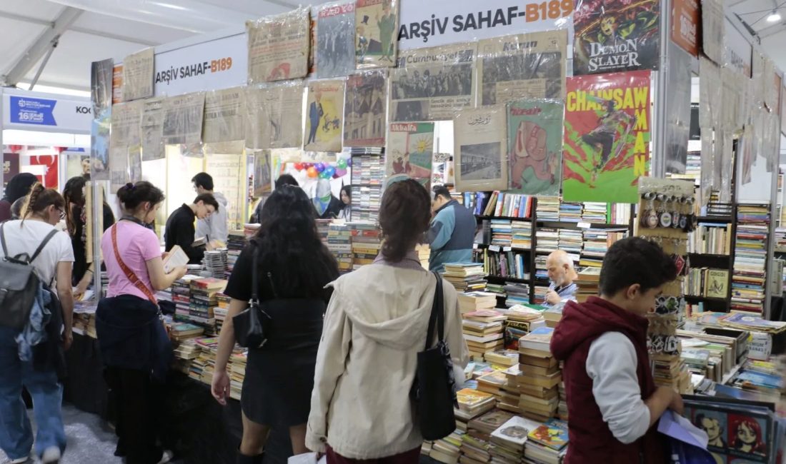 Söyleşileri ve etkinlikleriyle büyük ilgi gören Uluslararası 16. Kocaeli Kitap