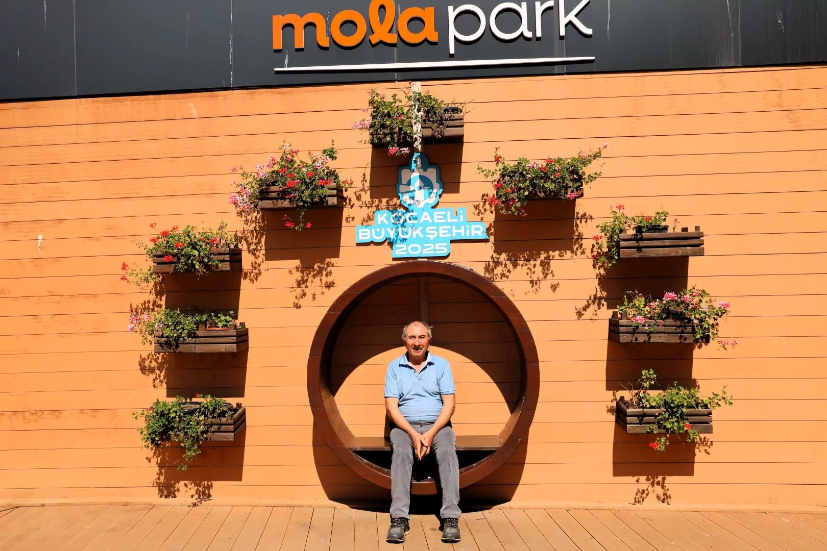 Başiskele'den neredeyse her gün İzmit'teki Mola Park'a gelen 76 yaşındaki