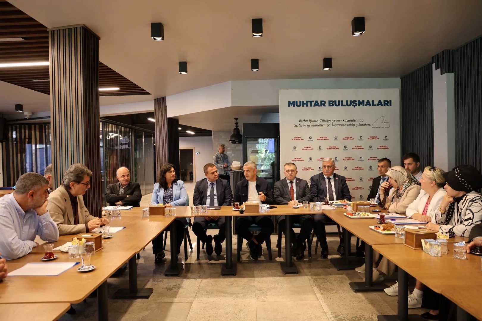 Kocaeli Büyükşehir Belediyesi’nin il genelindeki 472 mahalle muhtarıyla gerçekleştirdiği “Muhtar