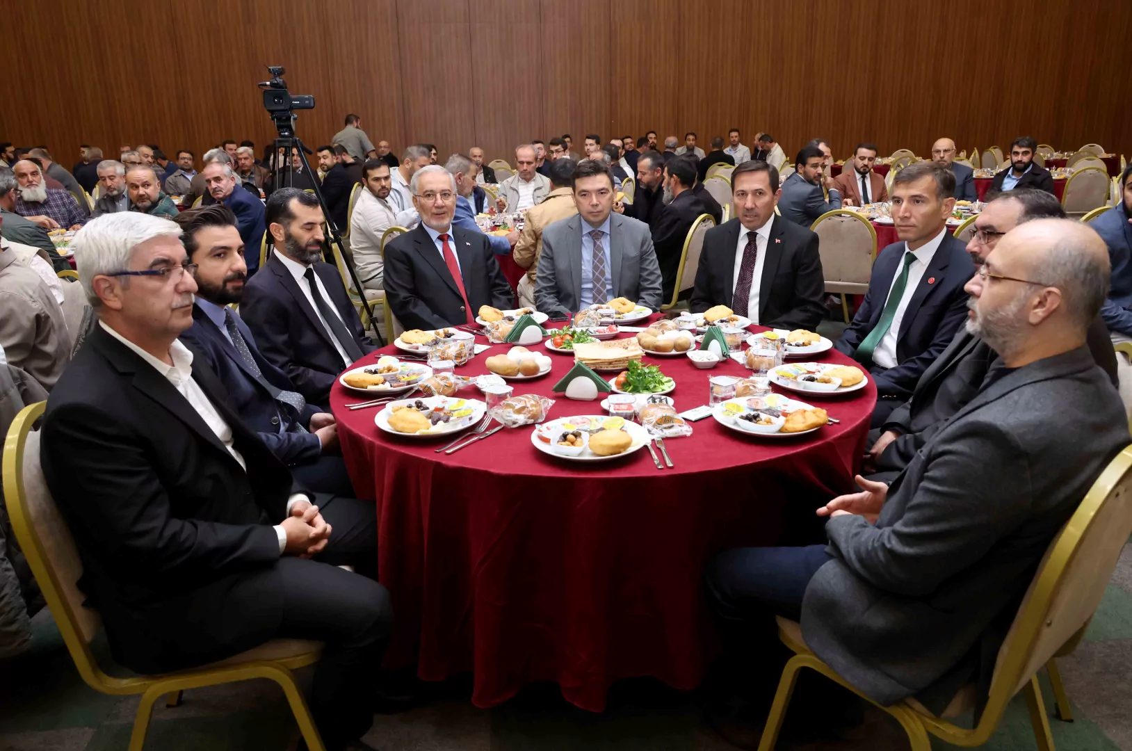 Konya Karatay Belediyesi, “Camiler ve Din Görevlileri Haftası” kapsamında ilçede
