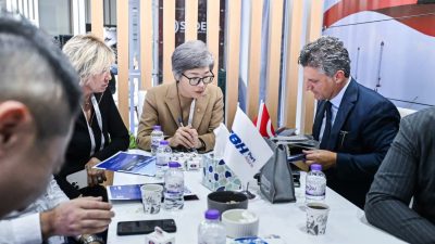 Türkiye’nin Azerbaycan ve Orta Asya’daki Türk cumhuriyetleriyle kara ve demir