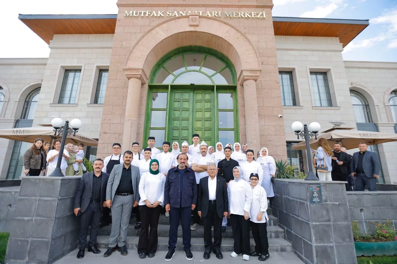 Kayseri Büyükşehir Belediyesi’nin ev sahipliğinde düzenlenen 4. Kayseri Gastronomi Günleri’ne