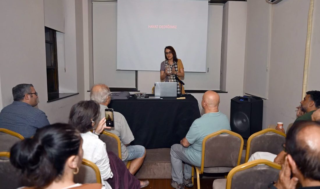 Mersin Büyükşehir Belediyesi, kentin kültür ve sanat yaşamını zenginleştiren çalışmalarına