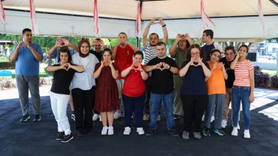 Mersin Büyükşehir Belediyesi, özel gereksinimli bireylerin sosyal yaşama daha aktif
