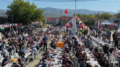 Tekirdağ’ın Süleymanpaşa ilçesine bağlı Semetli Mahallesi, tarihsel bir buluşmaya ev