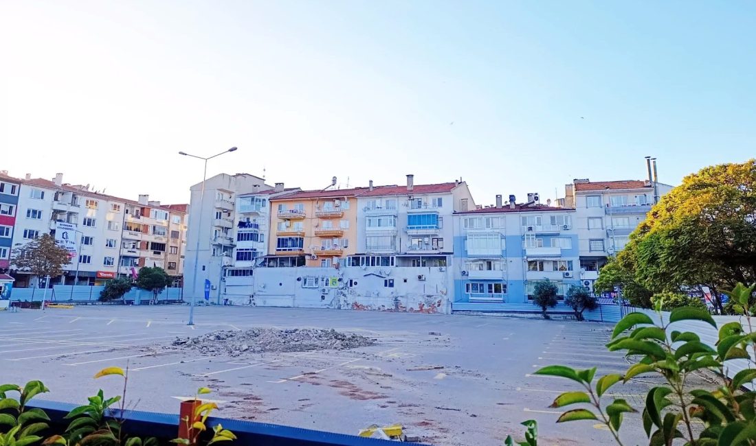 Bursa'nın Mudanya ilçesinde uzun süredir gündemde olan yeni Hükümet Konağı