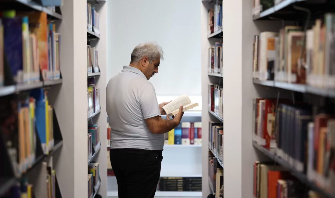 Muğla Büyükşehir Belediyesi’nin bilginin merkezi olan kütüphanelerini bugüne kadar 422
