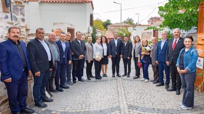 Narlıdere Belediye Başkanı Erman Uzun, İzmir Muhtarlar Federasyonu Başkanı Sedat