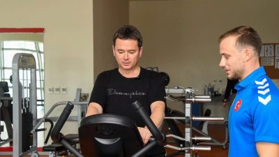 Osmangazi Belediyesi, “Sporun Kalbi Osmangazi” uygulamasıyla spor tesislerine erişimi, eğitim