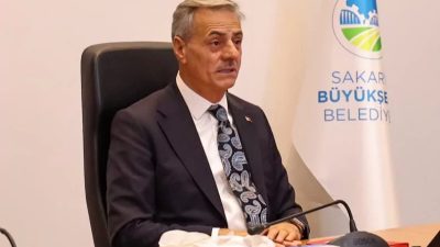 Sakarya Büyükşehir Belediye Başkanı Yusuf Alemdar, 16 ilçe belediye başkanıyla