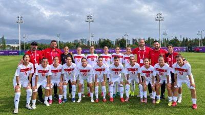 Türkiye şampiyonu Merter Final Okulları Kız Futbol Takımı, Çin'in Suzhou