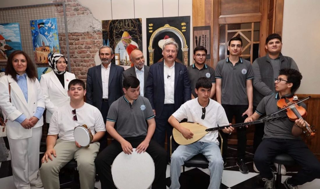 Kayseri Melikgazi Belediyesi’nin Hunat Mahallesinde hayata geçirdiği, görsel sanatlar, güzel