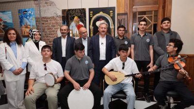 Kayseri Melikgazi Belediyesi’nin Hunat Mahallesinde hayata geçirdiği, görsel sanatlar, güzel