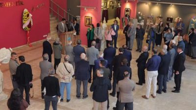 Kütahya Belediye Başkanı Eyüp Kahveci’nin katılımıyla açılan Şehr-i Kütahya Kültür