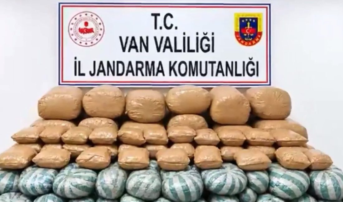 Van’ın Başkale ilçesinde jandarma ekiplerince düzenlenen uyuşturucu operasyonunda 517 kilogram